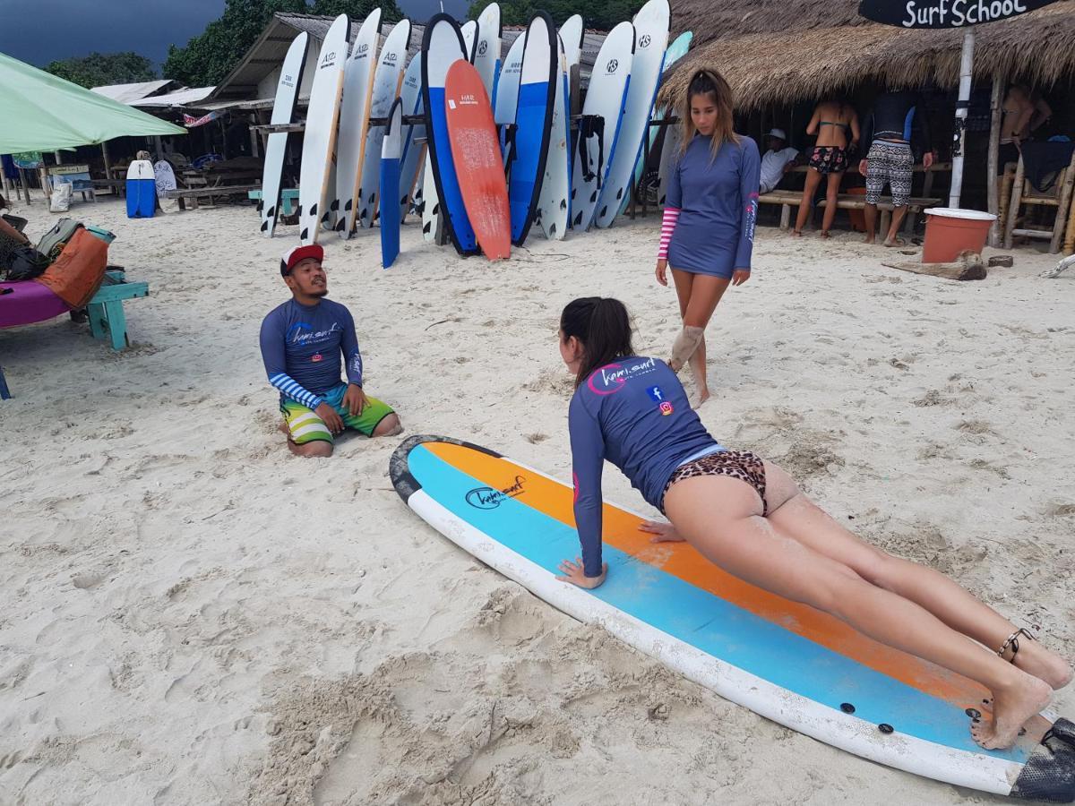 Tropical Sunday Bungalow - Surf And Stay Selong Belanak Exterior photo