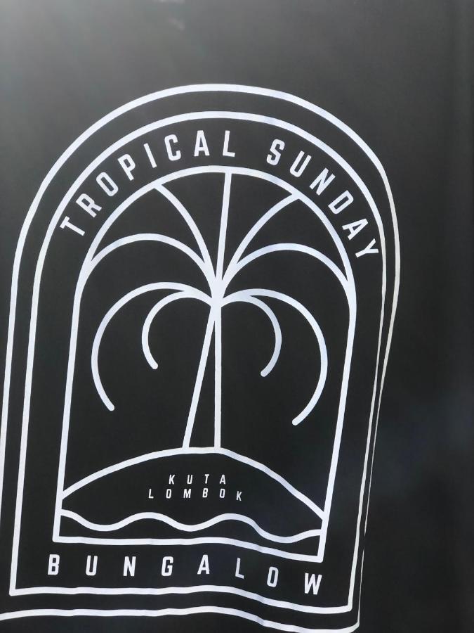 Tropical Sunday Bungalow - Surf And Stay Selong Belanak Exterior photo